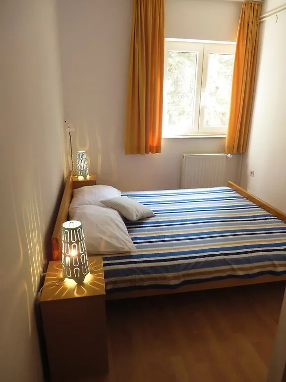 Apartments Karaba Pakostane Croatia